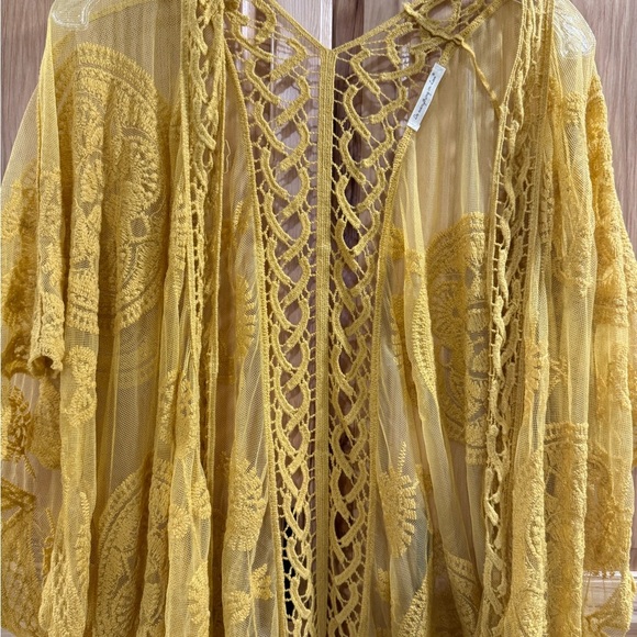 Do Everything in Love Mustard Lace Cardigan Kimono Beach Cover Up One Size - Picture 2 of 13
